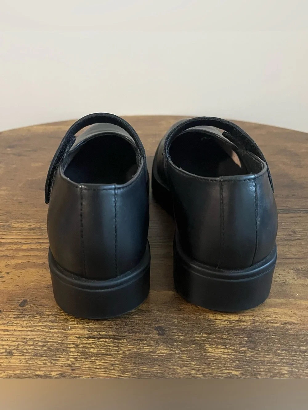 Pazitos Girls Black Mary Jane Shoes Size 32 Velcro Strap